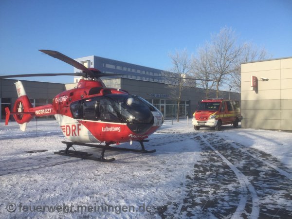 Absicherung Hubschrauberlandung - Meiningen - 21.01.2016 - Bild #1