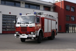 RW-Kran - Homburg - Mitte - Feuerwehrfahrzeug in Homburg, Kreisstadt