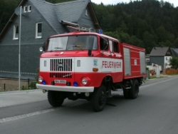 TLF 16/25 - Siegmundsburg - Feuerwehrfahrzeug in Neuhaus am Rennweg