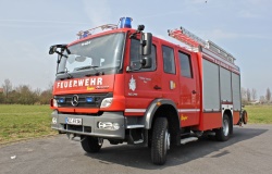 HLF 20 - Rees - Feuerwehrfahrzeug in Rees