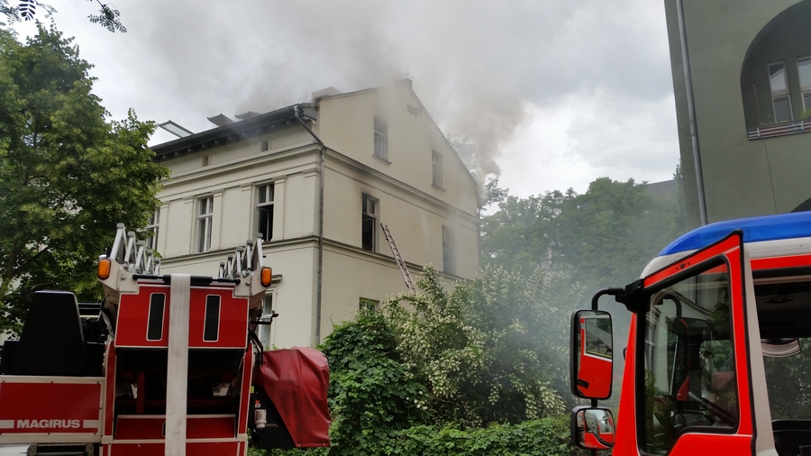 Wohnungsbrand Berlin-Pankow - Berlin - 16.6.2015 - Bild #1