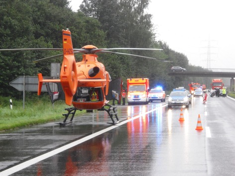 Verkehrsunfall A31 - Bottrop - 27.08.2015 - Bild #1