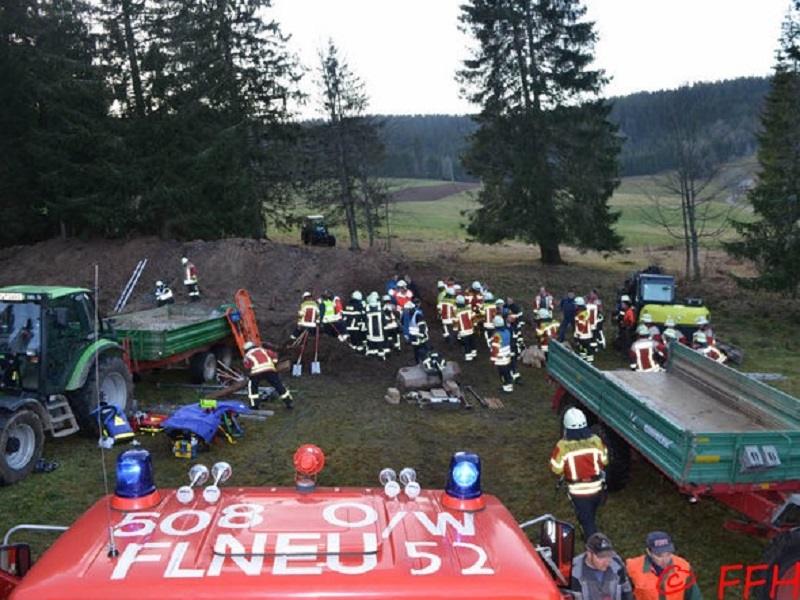Erdrutsch Breitnau - Hinterzarten - 19.12.2015 - Bild #1 Erdrutsch Breitnau - Hinterzarten - 19.12.2015 - Bild #1